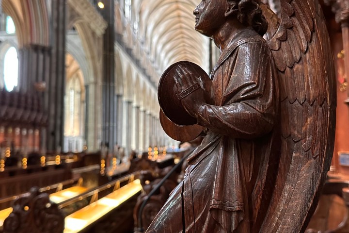 a statue of a person