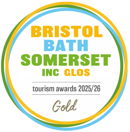 Circular logo for Bristol Bath Somerset Glos, tourism awards 2025/26, Gold.